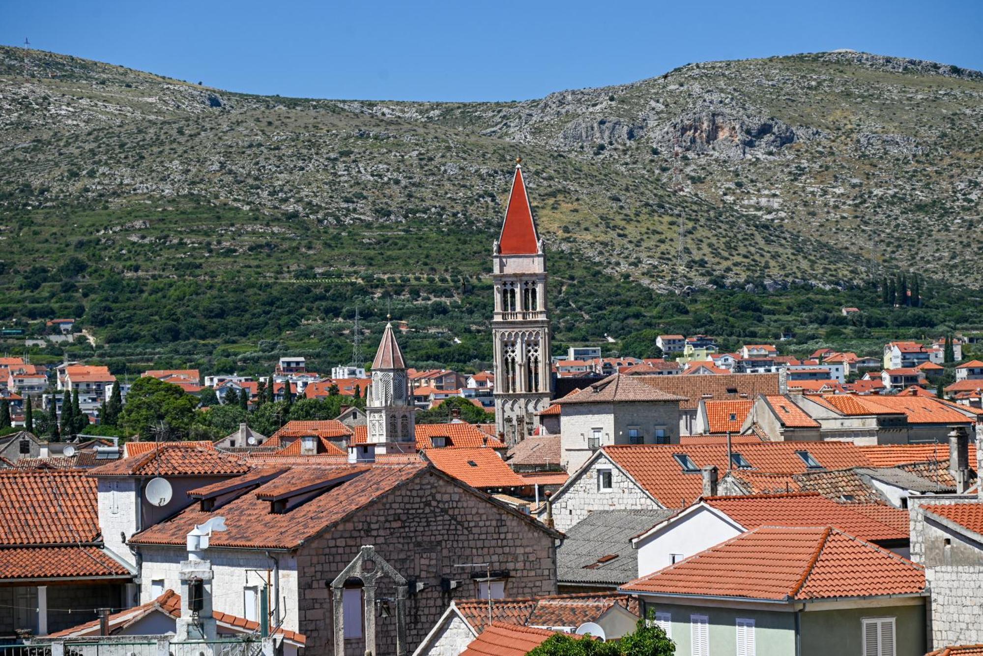 Downtown Apartments Maar Trogir Exteriör bild