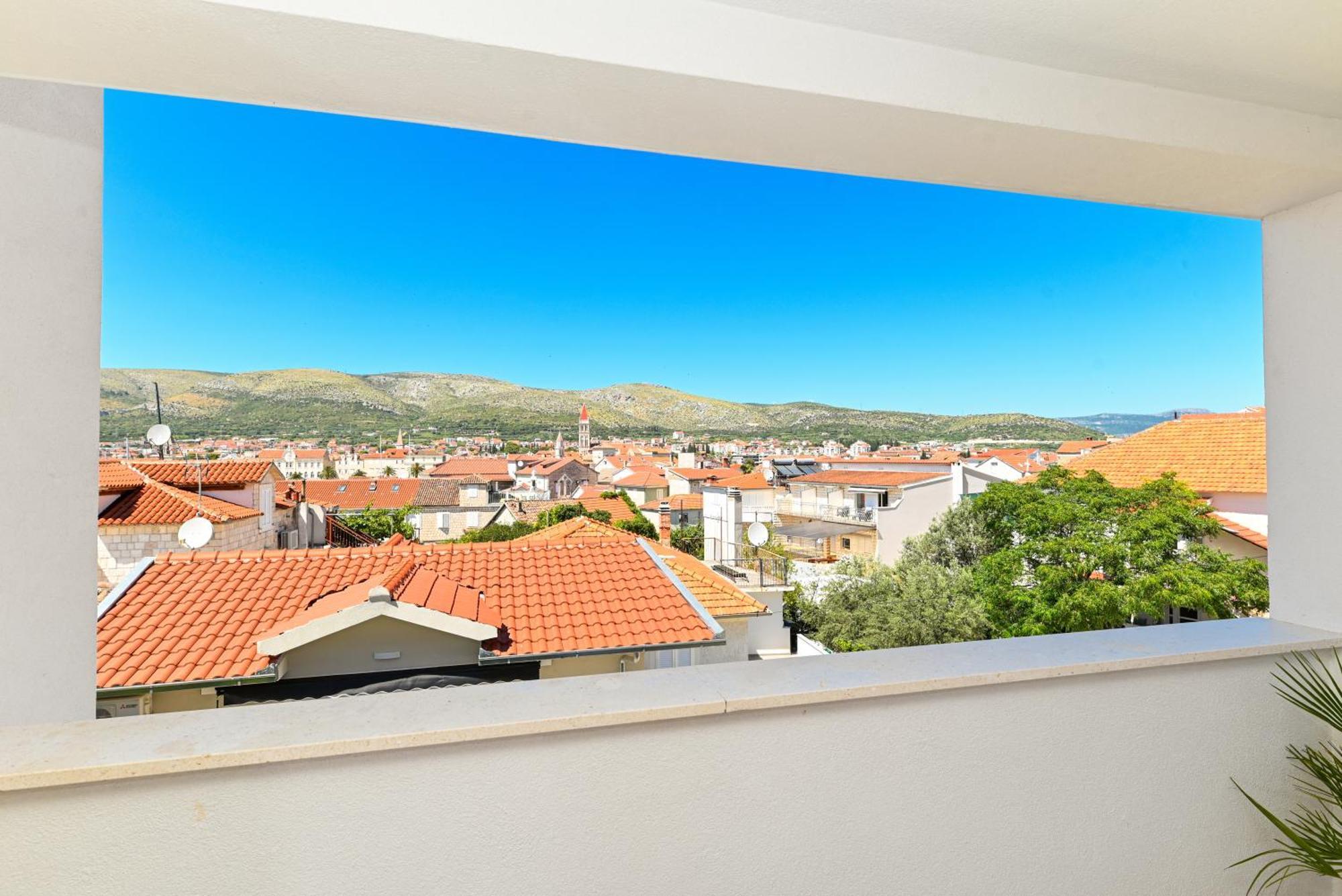 Downtown Apartments Maar Trogir Exteriör bild